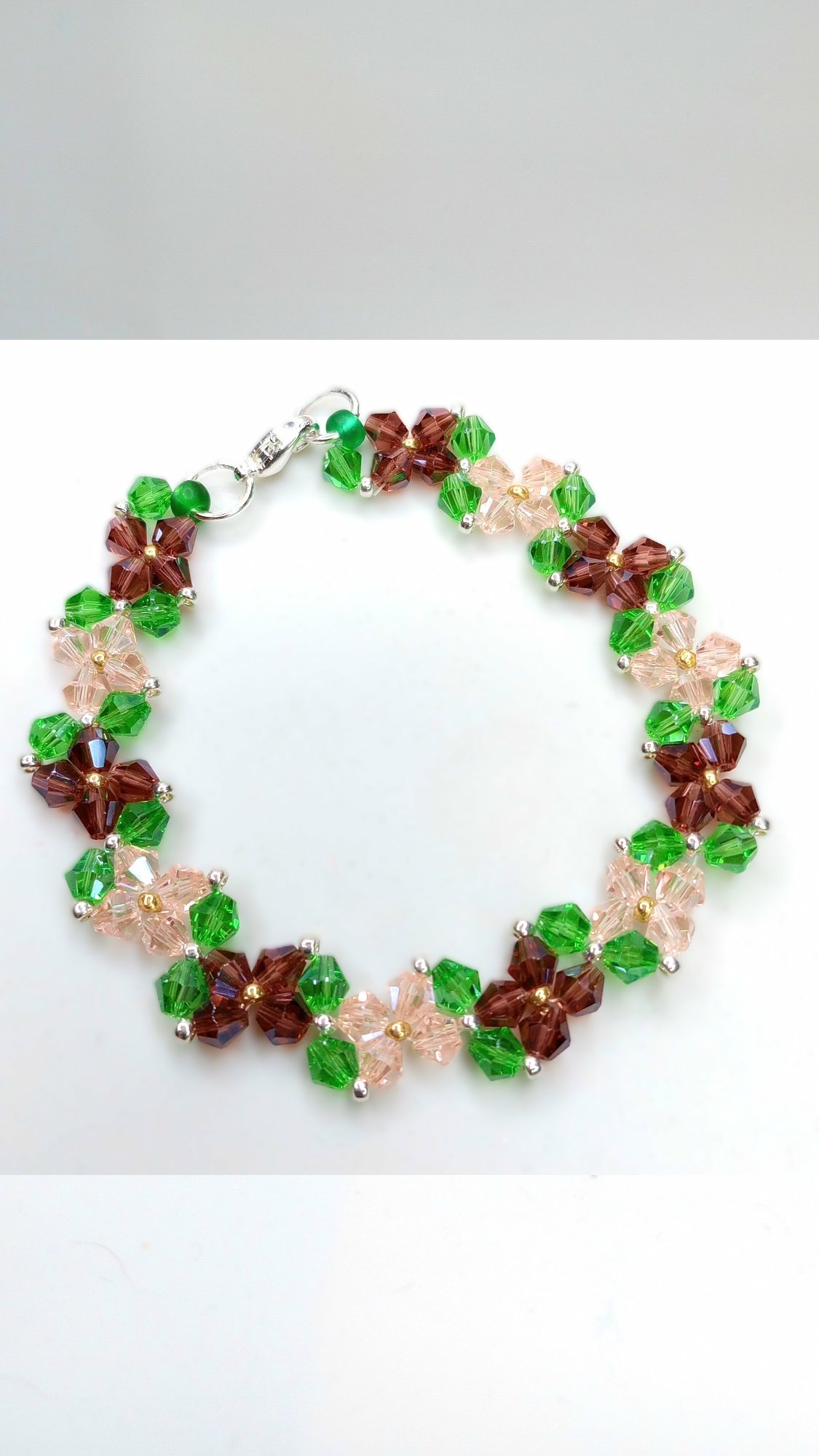 Yonder Beaded Flower Bracelet
